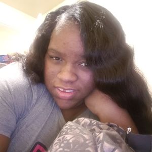 Meet your Posher, Nakia